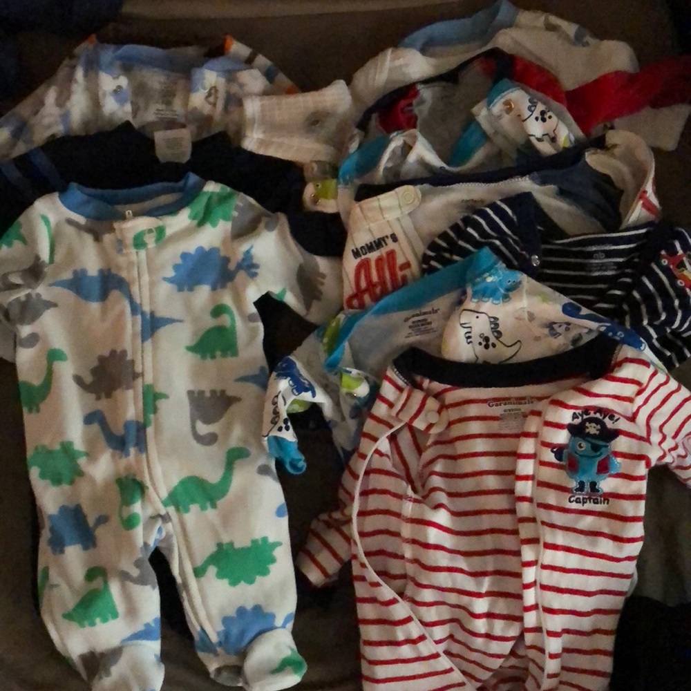 Lot of 14 newborn onesies(can separate)